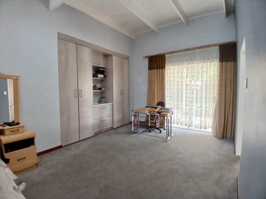 7 Bedroom Property for Sale in Sasolburg Ext 4 Free State